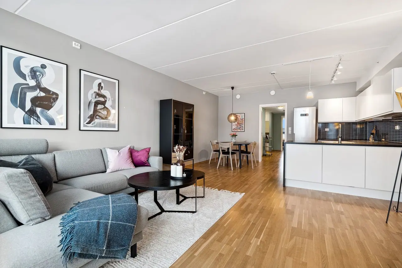 Good layout with a spacious living room and kitchen.